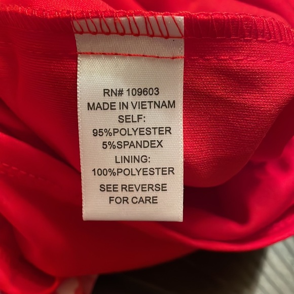 Chris Mclaughlin dress size 16. - Picture 14 of 15